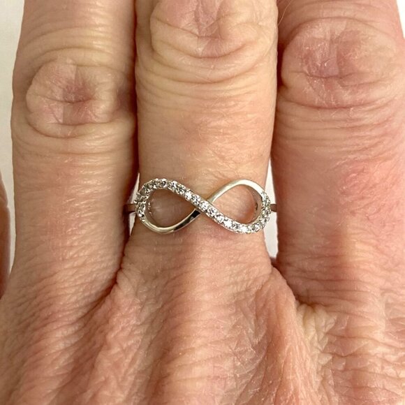 Sterling Silver 925 YGI Round Cubic Zirconia CZ Infinity Symbol Ring Size 7.75 - Picture 1 of 16